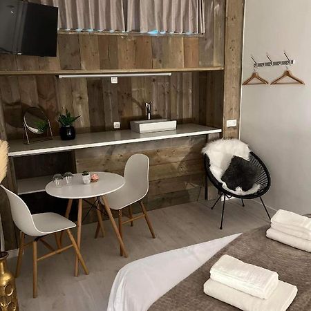 Ruime Luxe Kamer In Centrum Brugge Met Badkamer! Eksteriør bilde