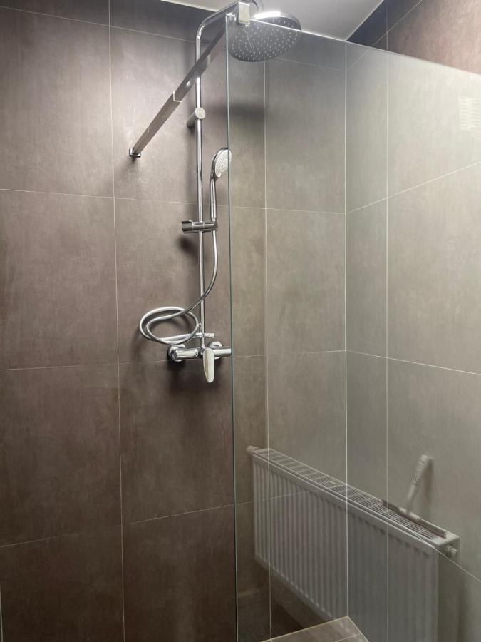 Ruime Luxe Kamer In Centrum Brugge Met Badkamer! Eksteriør bilde